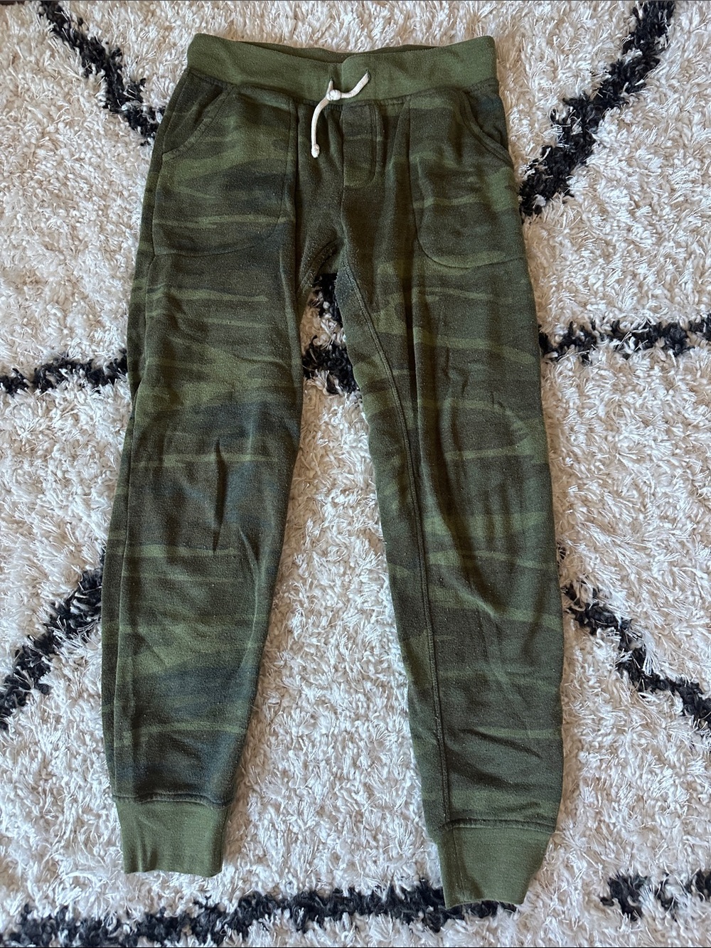 Women’s Cozy Olive Camo Jogger Pants - Green